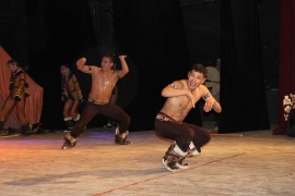 Государственный чукотско-эскимосский ансамбль выступил в Биробиджане (22)